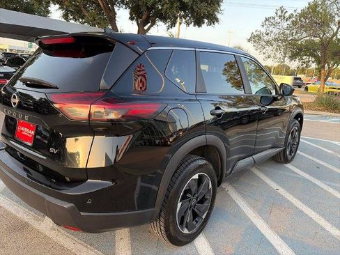 Certified 2024 Nissan Rogue SV FWD image 13