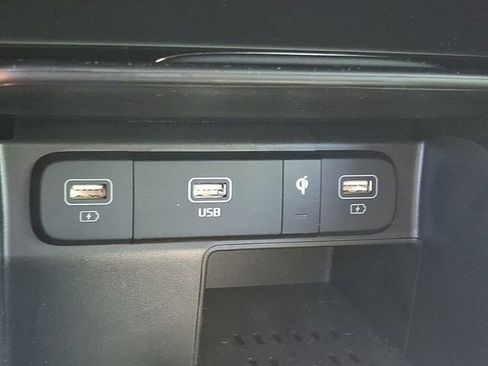 Certified 2023 Kia Sorento S FWD image 26