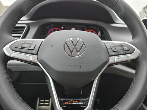 New 2026 Volkswagen Atlas Peak Edition AWD/4WD image 25