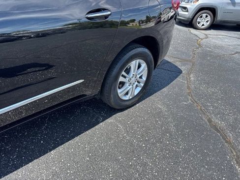 Used 2018 Buick Enclave Premium FWD image 9