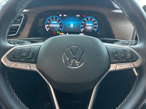 Used 2026 Volkswagen Atlas SE FWD image 24