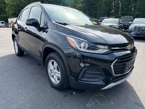 Used 2019 Chevrolet Trax LT w/ LT Convenience Package AWD/4WD image 7