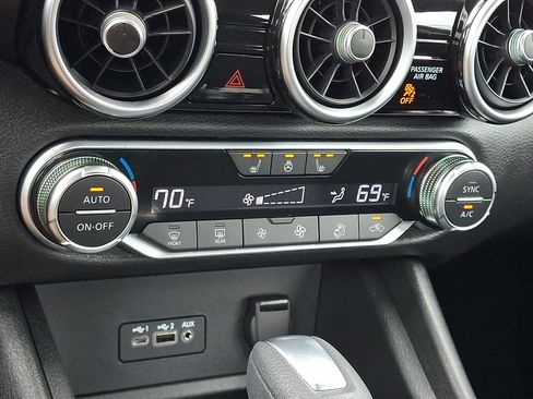 Certified 2023 Nissan Sentra SV w/ All-Weather Package FWD image 18