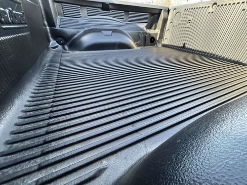 Used 2022 RAM 1500 Laramie w/ Sport Appearance Package image 16