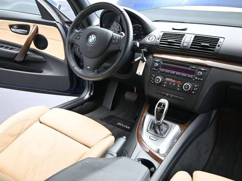 Used 2011 BMW 135i Convertible RWD image 28