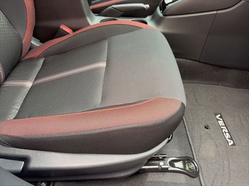 Certified 2025 Nissan Versa SR w/ Trunk Package image 22