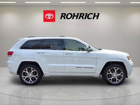 Used 2019 Jeep Grand Cherokee Overland AWD/4WD image 5