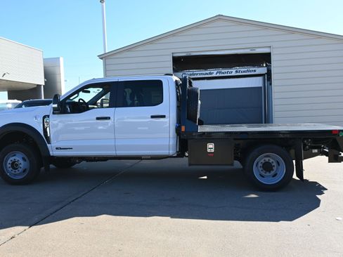 New 2026 Ford F550 4x4 Crew Cab image 2