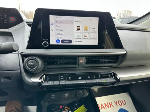 Used 2025 Toyota Prius LE image 22