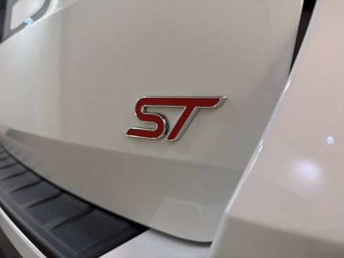 New 2026 Ford Explorer ST AWD/4WD image 38