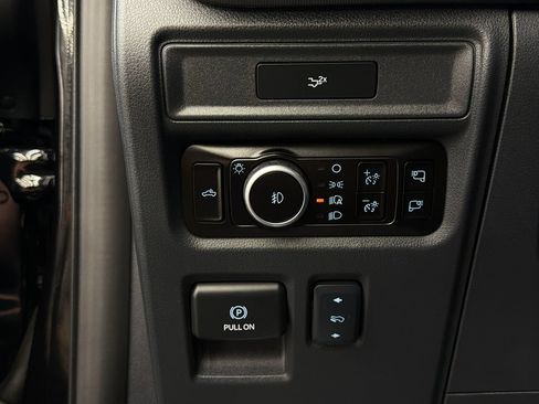 Used 2026 Ford F150 Lariat AWD/4WD image 29