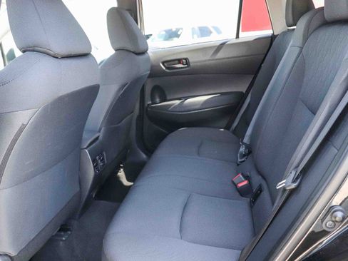 Certified 2024 Toyota Corolla Cross LE w/ Moonroof Package AWD/4WD image 18