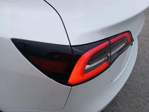 Used 2023 Tesla Model 3 Standard Range image 14