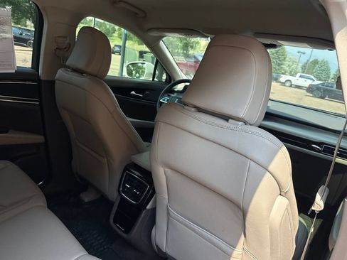 Certified 2023 Lincoln Nautilus AWD w/ Premium Package image 26