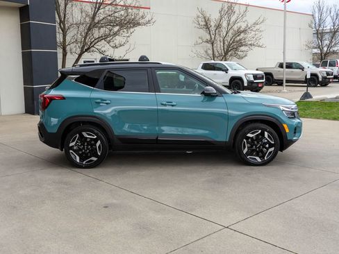 New 2026 Kia Seltos SX AWD/4WD image 8