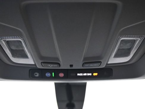 Used 2020 Chevrolet Silverado 1500 Custom w/ Custom Value Package image 30