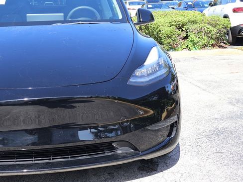Used 2022 Tesla Model Y Long Range AWD/4WD image 14