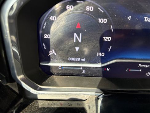 Used 2024 Chevrolet Silverado 2500 LT image 16