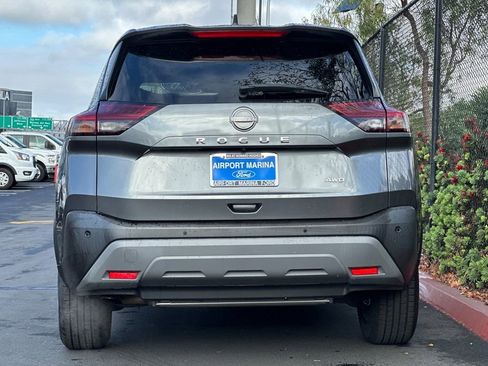 Used 2023 Nissan Rogue S image 7
