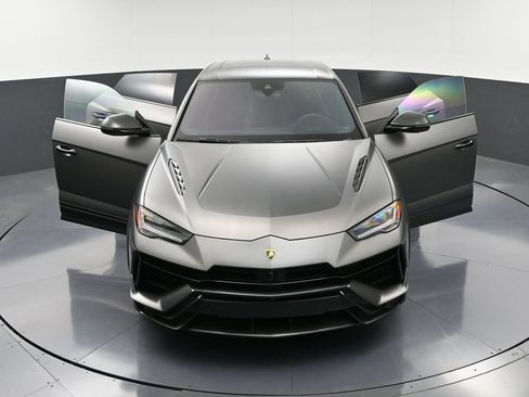 Used 2024 Lamborghini Urus Performante image 39
