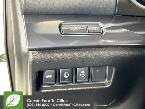 Used 2021 Nissan Maxima SR w/ Sport Mat Group FWD image 19