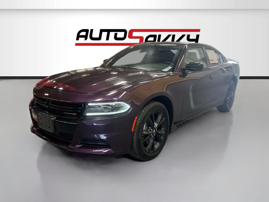 Used 2022 Dodge Charger SXT w/ Blacktop Package AWD/4WD image 3