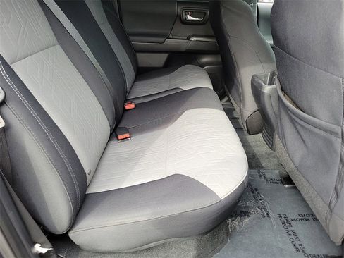 Used 2020 Toyota Tacoma TRD Sport image 23