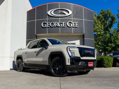 New 2026 GMC Sierra EV Elevation w/ LPO, Elevation Dark Package