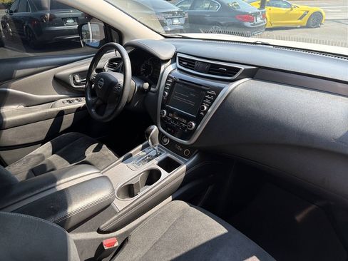 Used 2021 Nissan Murano SV AWD/4WD image 17
