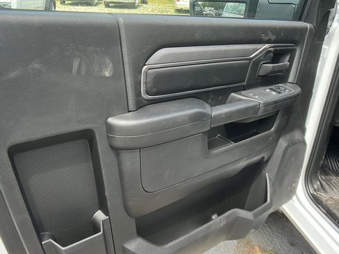 New 2025 RAM 3500 Tradesman AWD/4WD image 13