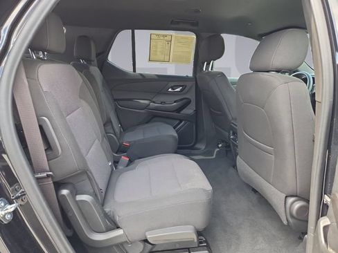 Certified 2023 Chevrolet Traverse LT AWD/4WD image 18