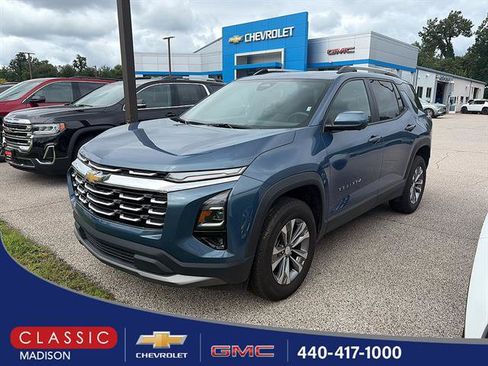 Used 2025 Chevrolet Equinox LT w/ Convenience Package II AWD/4WD image 1