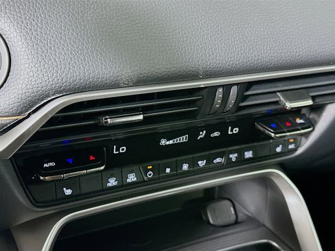 Used 2025 MAZDA CX-90 Plug-In Hybrid w/Premium Sport AWD/4WD image 23