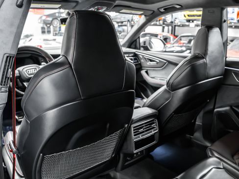 Used 2025 Audi RS Q8 performance image 27