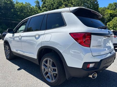 Used 2023 Honda Passport EX-L image 3