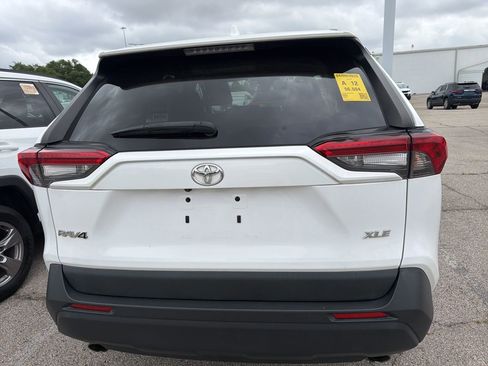 Used 2023 Toyota RAV4 XLE image 7