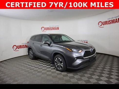 Used 2022 Toyota Highlander XLE AWD/4WD image 12