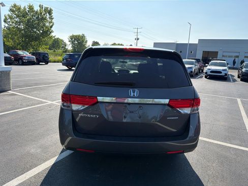 Used 2016 Honda Odyssey SE image 5