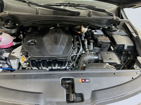 Used 2025 Kia Sportage LX image 33