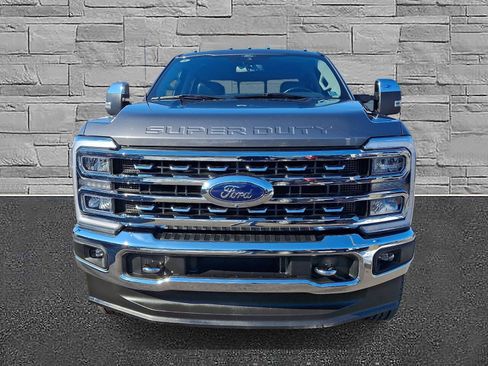 Used 2024 Ford F350 Lariat w/ Chrome Package image 3
