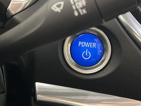 Used 2017 Chevrolet Volt Premier w/ Driver Confidence II Package image 35