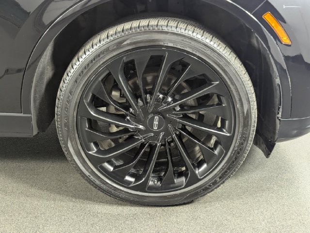 Used 2025 Lincoln Aviator Reserve w/ Jet Appearance Package AWD/4WD image 12