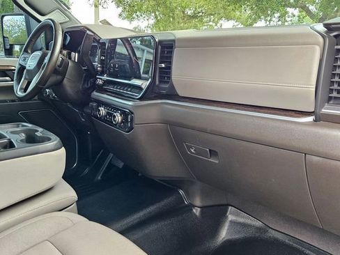 Used 2024 GMC Sierra 2500 SLE w/ SLE Convenience Package RWD image 28