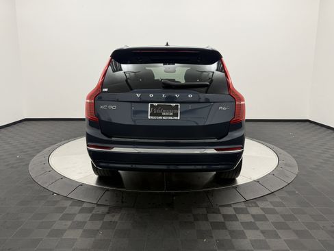 Used 2023 Volvo XC90 B6 Plus w/ Protection Package Premier image 6