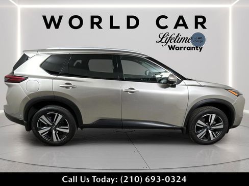 Used 2024 Nissan Rogue SL w/ SL Premium Package FWD image 16
