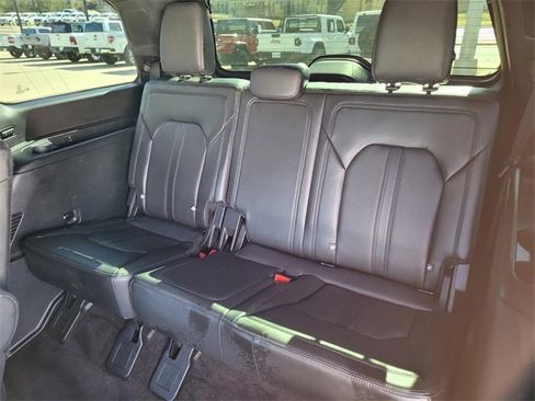 Used 2018 Ford Expedition Limited w/ Equipment Group 301A image 20