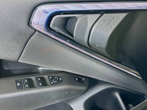 Used 2025 BMW X3 xDrive30i w/ Convenience Package image 17