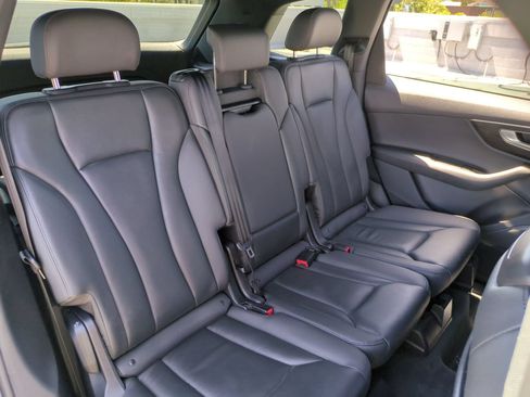 Used 2023 Audi Q7 2.0T Premium AWD/4WD image 29
