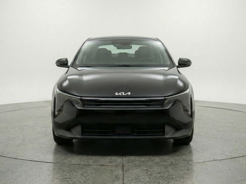 Used 2025 Kia K4 FWD image 2