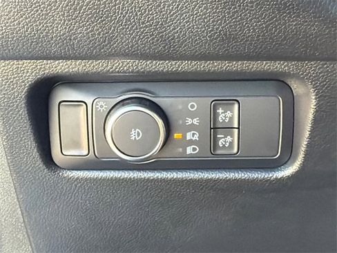 Used 2025 Ford Ranger XL image 19